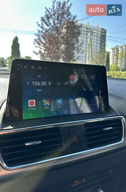 Хэтчбек Mazda 3 2014 в 