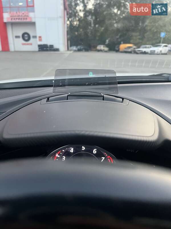 Седан Mazda 3 2015 в Днепре