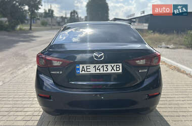 Седан Mazda 3 2013 в 