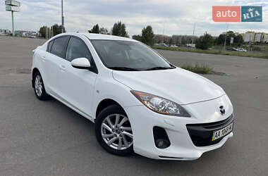 Седан Mazda 3 2012 в Киеве