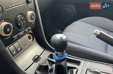 Хэтчбек Mazda 3 2005 в 