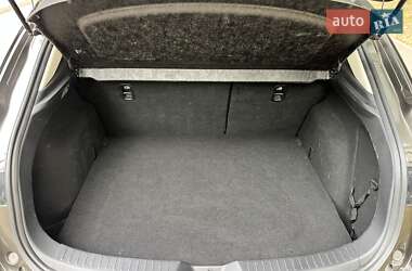 Хэтчбек Mazda 3 2015 в 