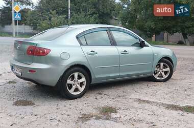 Седан Mazda 3 2004 в 