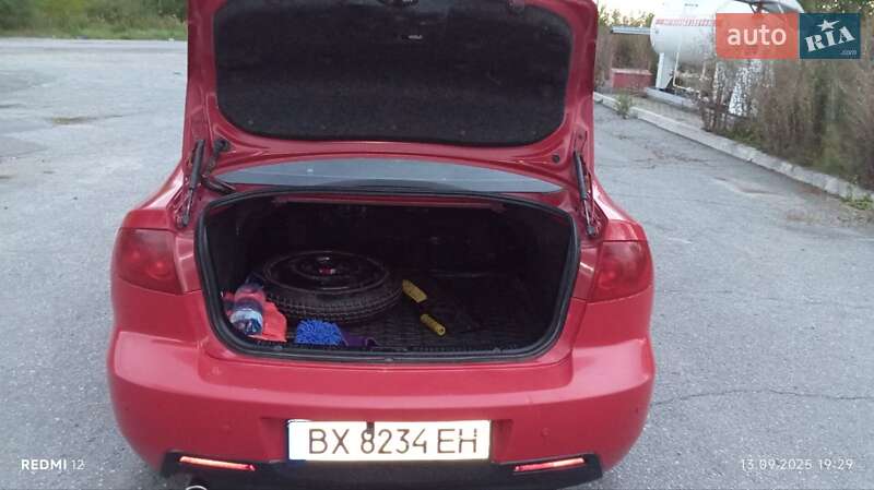 Седан Mazda 3 2005 в Изяславе