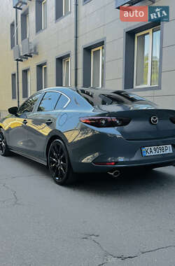 Седан Mazda 3 2022 в 