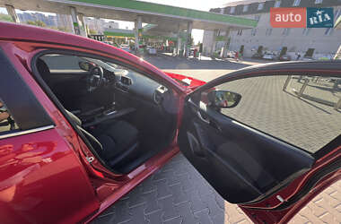 Седан Mazda 3 2014 в 