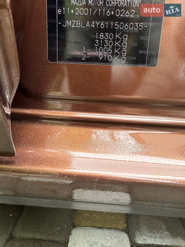 Хэтчбек Mazda 3 2011 в Львове