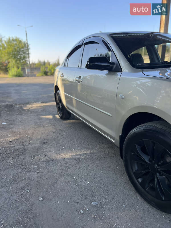 Седан Mazda 3 2007 в Кривом Роге