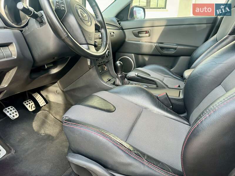 Хэтчбек Mazda 3 2008 в Черновцах