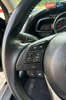 Седан Mazda 3 2015 в 