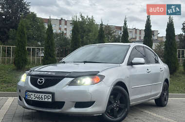 Седан Mazda 3 2004 в 