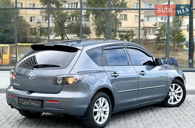 Хэтчбек Mazda 3 2007 в 
