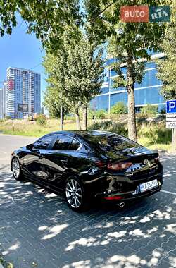 Седан Mazda 3 2021 в 
