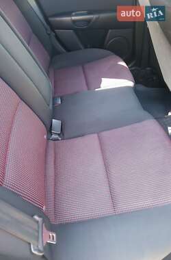 Хэтчбек Mazda 3 2003 в Одессе
