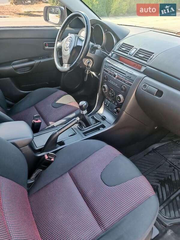 Хэтчбек Mazda 3 2003 в Одессе