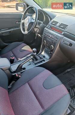 Хэтчбек Mazda 3 2003 в 