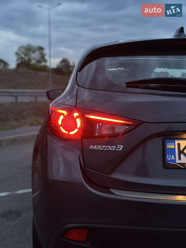 Хэтчбек Mazda 3 2014 в Полтаве