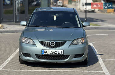 Седан Mazda 3 2003 в 