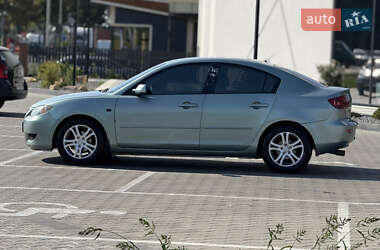 Седан Mazda 3 2003 в 