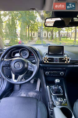 Хэтчбек Mazda 3 2014 в 