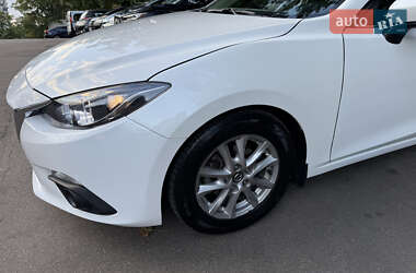 Седан Mazda 3 2014 в 