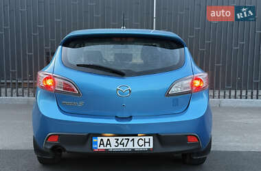 Хэтчбек Mazda 3 2010 в 