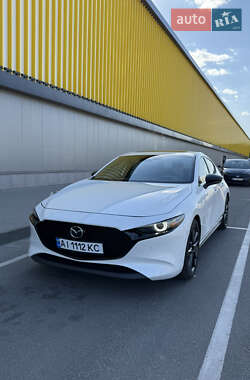Хэтчбек Mazda 3 2021 в Киеве