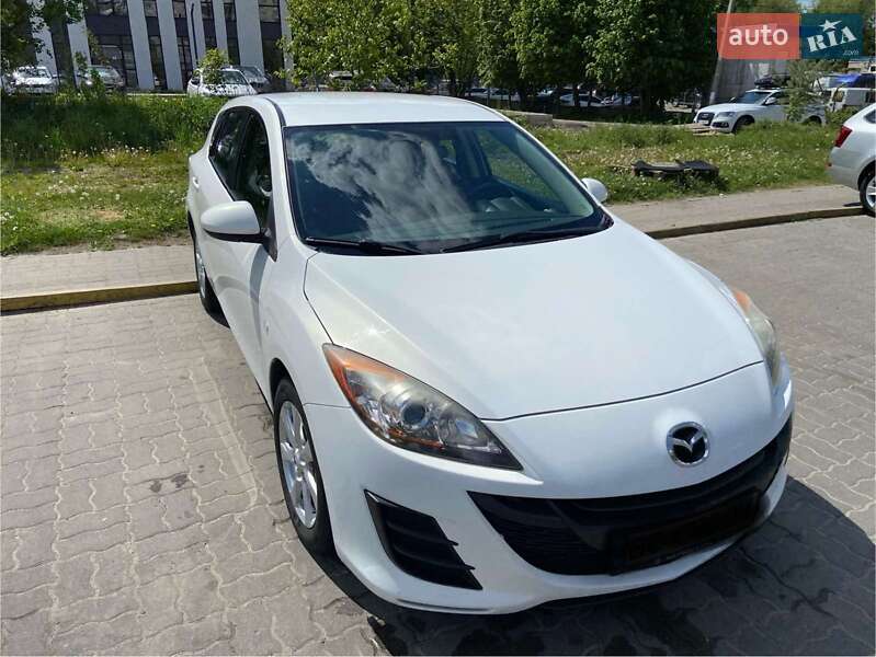 Хэтчбек Mazda 3 2010 в Львове