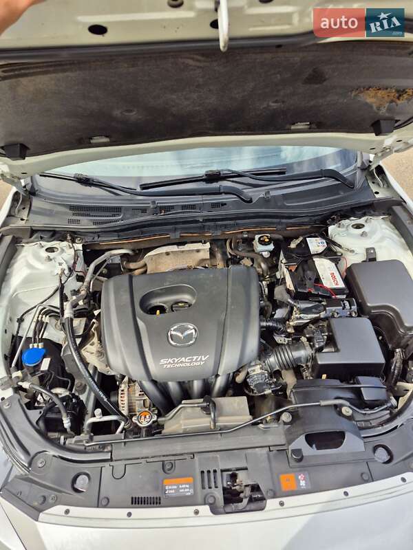 Седан Mazda 3 2015 в Кривом Роге фото 11 Седан Mazda 3 2015 в Кривом Роге