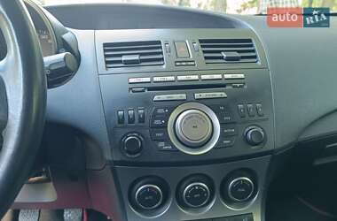 Хэтчбек Mazda 3 2009 в 