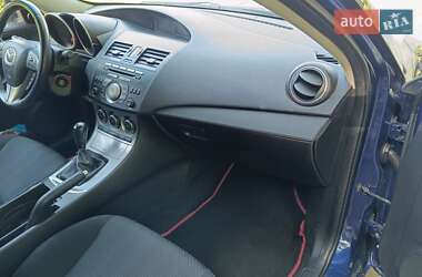 Хэтчбек Mazda 3 2009 в 