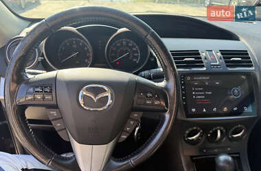 Седан Mazda 3 2012 в 