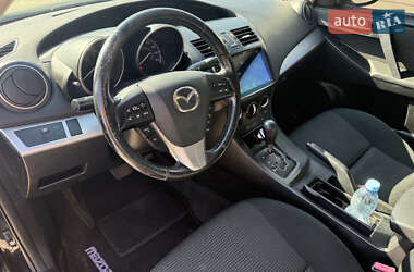 Седан Mazda 3 2012 в 