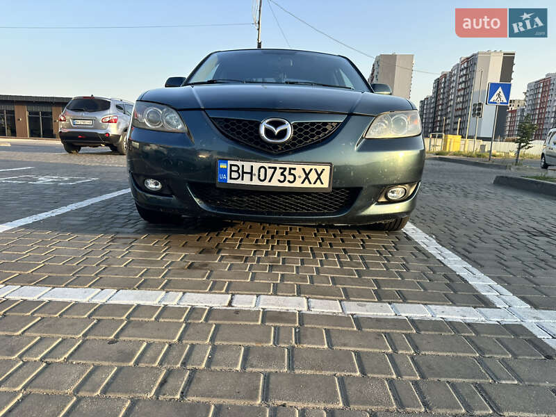 Седан Mazda 3 2004 в Одессе