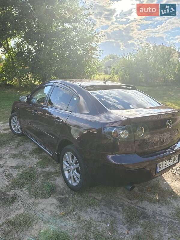 Седан Mazda 3 2008 в 