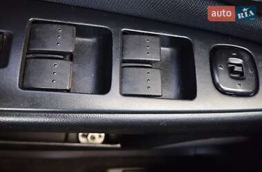 Седан Mazda 3 2005 в 