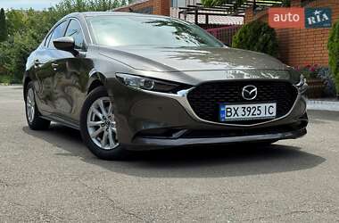 Седан Mazda 3 2019 в 