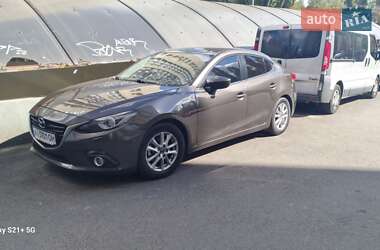 Седан Mazda 3 2014 в Киеве