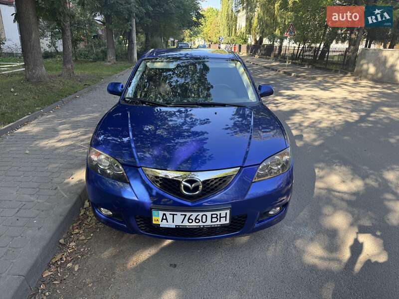 Седан Mazda 3 2009 в Ивано-Франковске