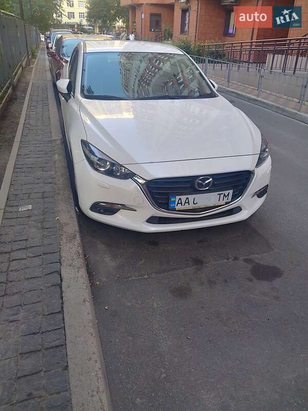 Mazda 3 2018