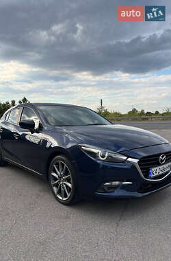 Хэтчбек Mazda 3 2018 в Днепре