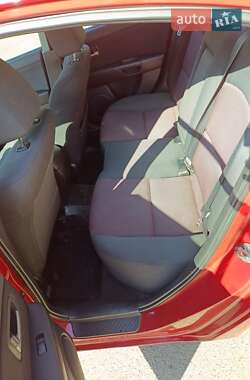 Седан Mazda 3 2005 в 