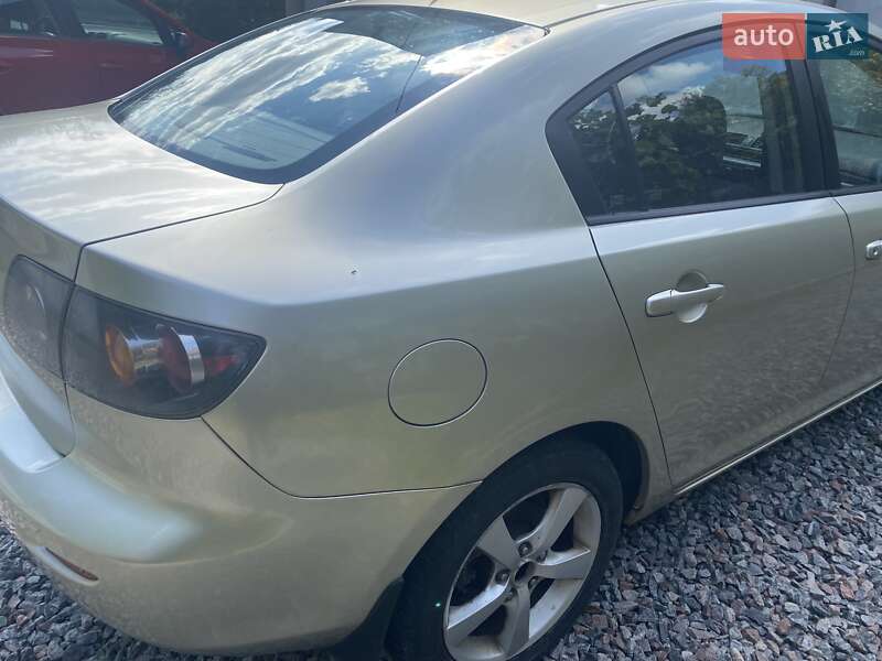 Седан Mazda 3 2005 в Киеве фото 3 Седан Mazda 3 2005 в Киеве