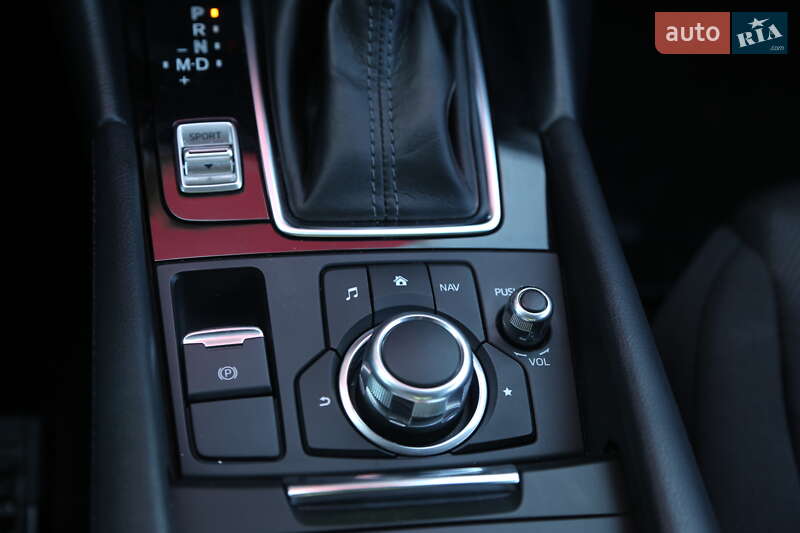 Седан Mazda 3 2018 в Киеве фото 21 Седан Mazda 3 2018 в Киеве
