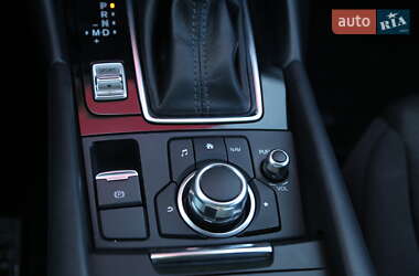 Седан Mazda 3 2018 в 