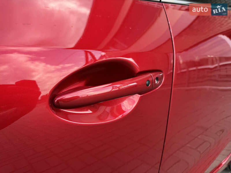 Седан Mazda 3 2018 в Харькове