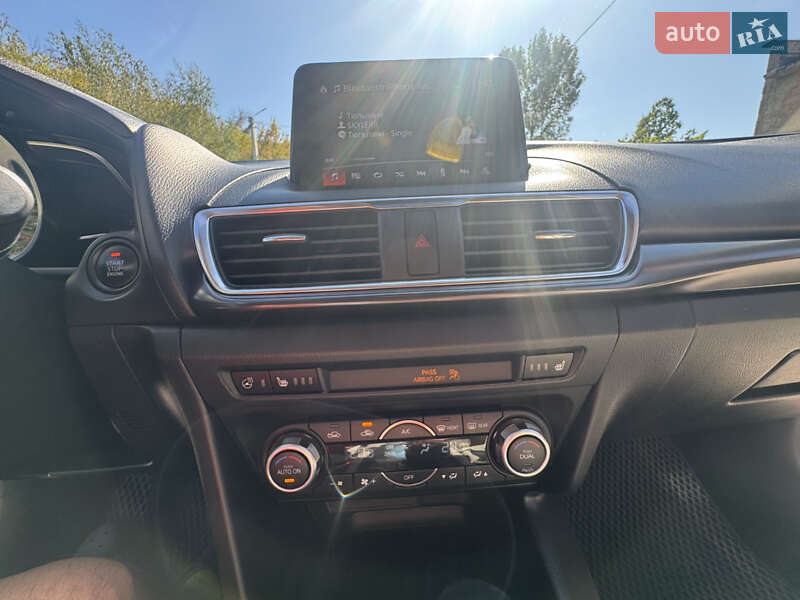 Седан Mazda 3 2018 в Харькове фото 10 Седан Mazda 3 2018 в Харькове