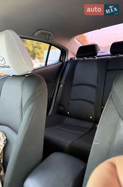 Седан Mazda 3 2014 в Хмельницькому