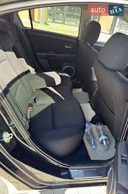 Седан Mazda 3 2007 в 