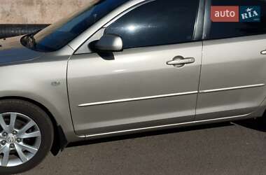 Седан Mazda 3 2006 в 